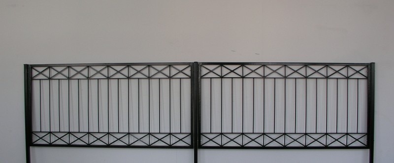 Gartenzaun Metall Modern Zaun Zäune Balkon Tor CrosslineZ120/200 Feuer